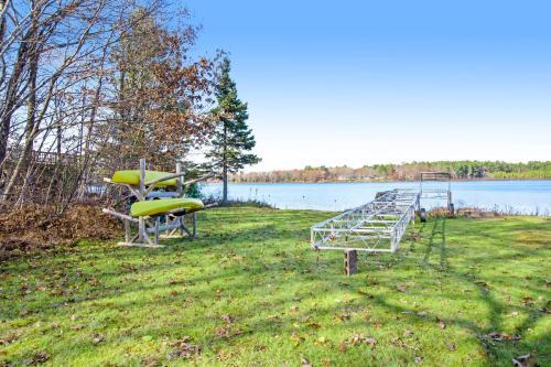 Jump In The Lake Cabin