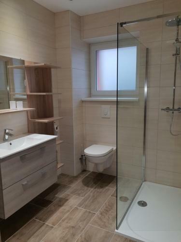 Apartamentos Meubl�s Du 25 N2 F2 Rdc