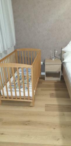 Apartamentos Meubl�s Du 25 N2 F2 Rdc