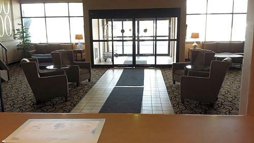 Hotel Norwood Inn & Suites La Crosse
