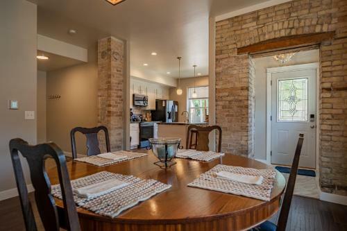 Corporate Housing Newly Remodeled