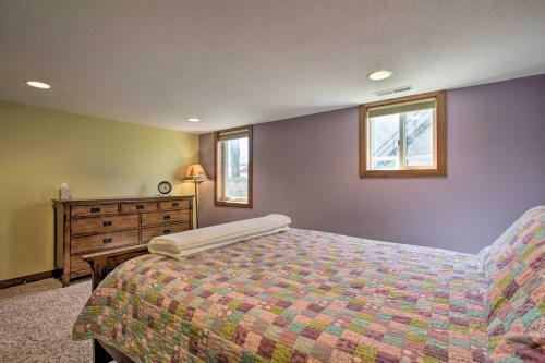 Cozy Pepin Home - 2 Blocks To Beach And Marina!