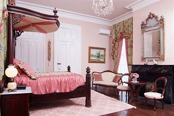 Hotel Nottoway Plantation And Resort