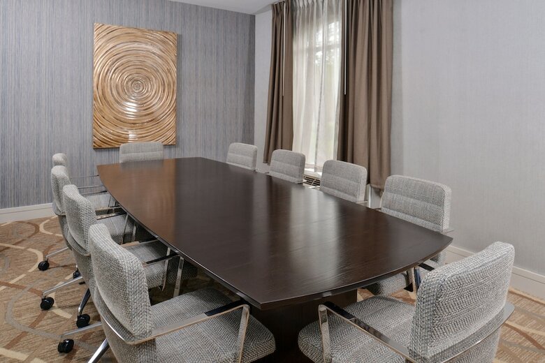 Holiday Inn Express Hotel & Suites Lafayette