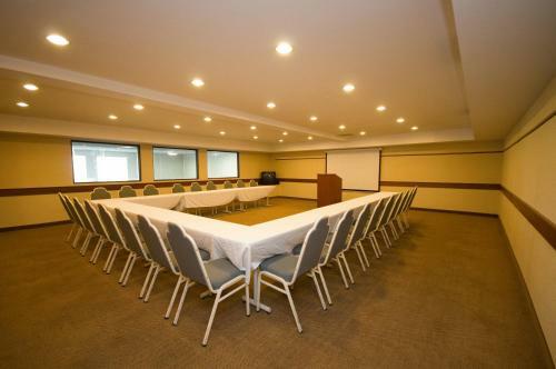 Hotel The Lotus Suites At Midlane Golf Resort