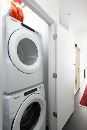 Apartamento Flexhome Skywalk To Fiserv U2 Rooftopgymparking