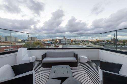 Apartamento Flexhome Skywalk To Fiserv U4 Rooftopgymparking