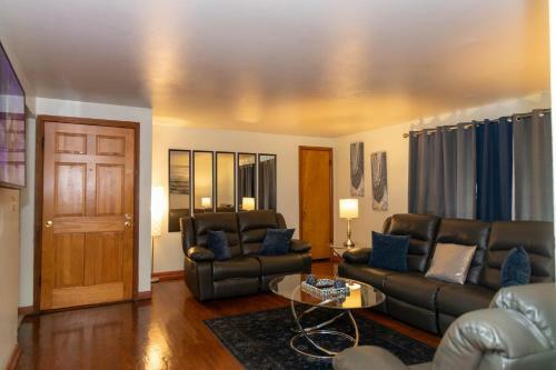 Apartamento Nice Three Bedroom Rental Unit Free Parking & Wifi