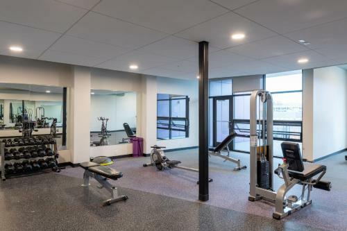 Apartamento Flexhome Skywalk To Fiserv U1 Rooftopgymparking