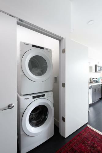 Apartamento Flexhome Skywalk To Fiserv U1 Rooftopgymparking