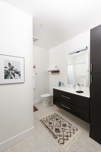 Apartamento Flexhome Skywalk To Fiserv U1 Rooftopgymparking