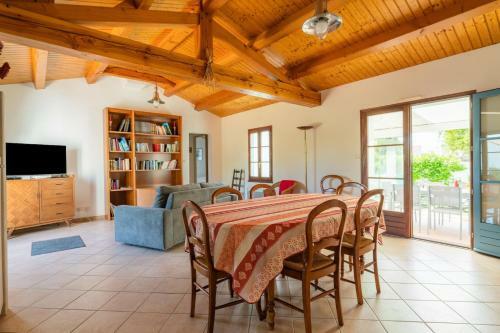 Maison Tout Confort En Front de Plage A Noirmoutier En L Ile