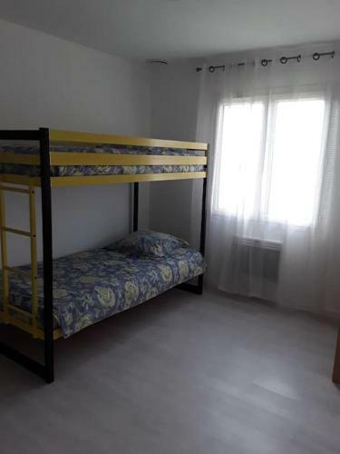 Villa En Bordure De For�t .
