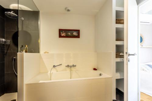 Villa Oceana Vue Exceptionnelle Sur L'oc�an, Haut Standing, Front De Mer.