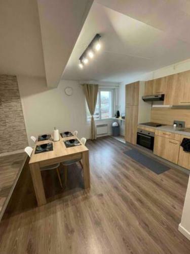 Apartamento Appartement En Duplex Centre Ville D?onnaing