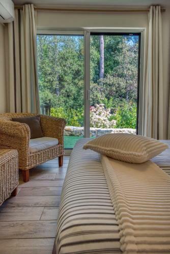 Hostal La Villa Miel