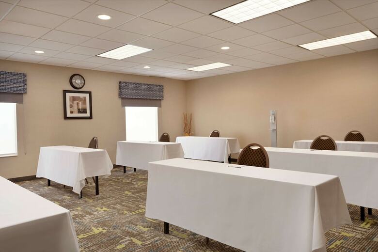 Hotel Hampton Inn St. Louis-columbia