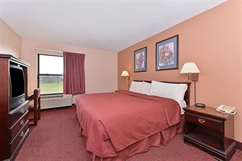Hotel America's Best Value Inn Chenoa