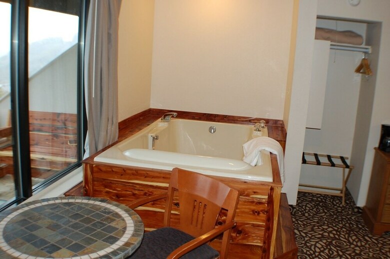 Motel Alpine Resort Burkesville