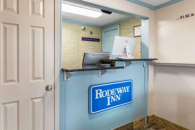 Hotel Knights Inn Cadiz