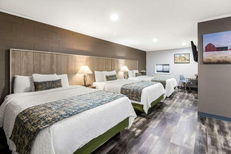 Hotel Knights Inn Cadiz