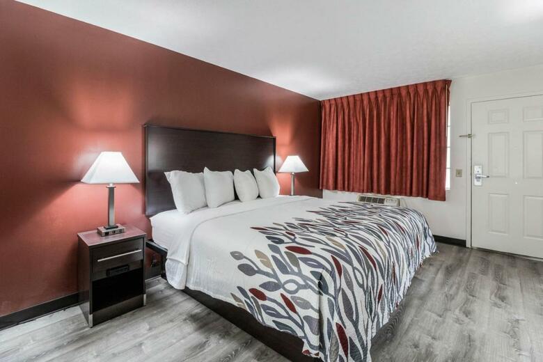 Motel Red Roof Inn Cadiz
