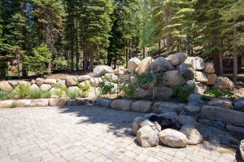 Olympic Valley - The Lodge At Sierra Crest
