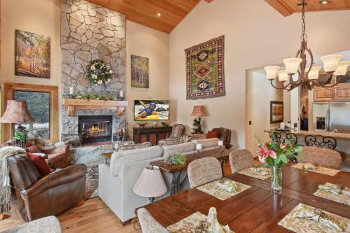 Wulf's Lodge At Squaw Valley