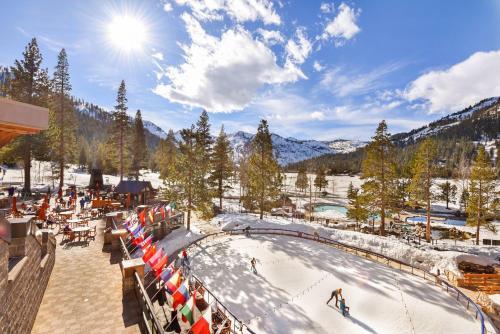 Resort At Squaw Creek #241