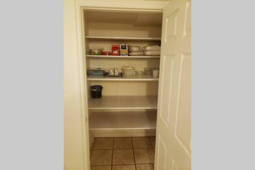 Apartamento Bright And Spacious 3 Bedroom Suite Near Mountains