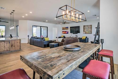 Quiet, Secluded Phoenix Home With Desert Views