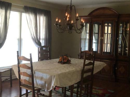 Large 5 Br 3ba Vacation Home Near Beaches