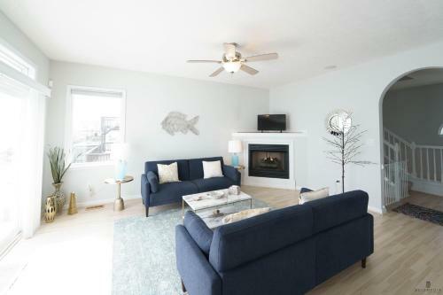 Grandview Waterfront Lux Manor