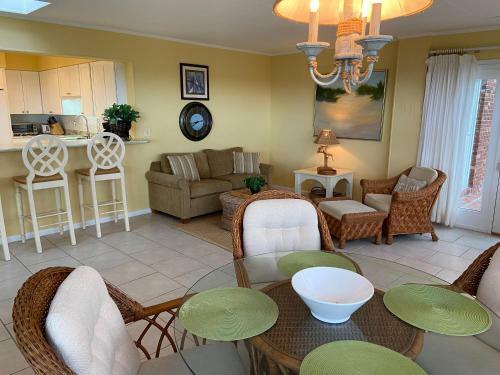 Surfside Beachfront Paradise By Jekyll Realty