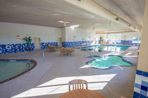 Hotel Country Inn And Suites Portage