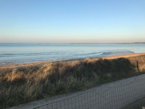 Acc�s Direct Mer. Plage Du D�barquement