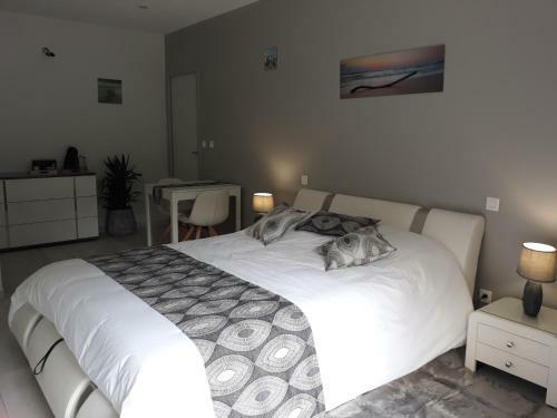Hostal Chambre D'h�tes Du Pin
