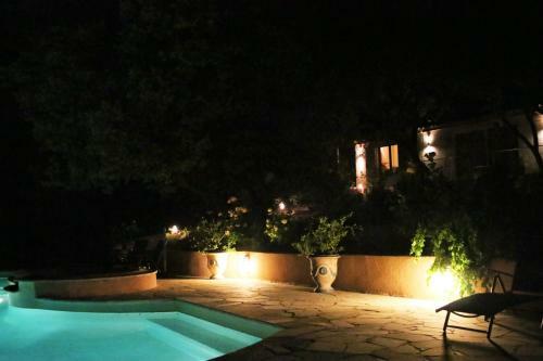 Bed & Breakfast Santolines En Provence