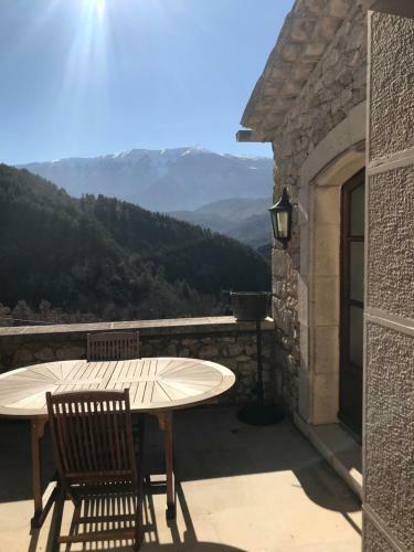 Hostal La Clue/ Le Jas Du Ventoux