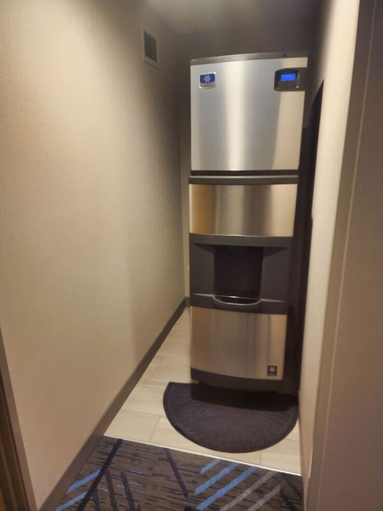Holiday Inn Express Hotel & Suites Idaho Falls