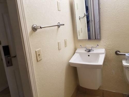 Hotel Hospitality Inn - Jacksonville