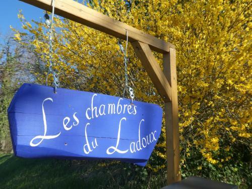 Bed & Breakfast Les Chambres Du Ladoux