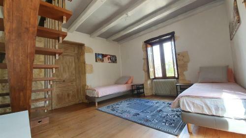 Hostal Domaine Du Cardou