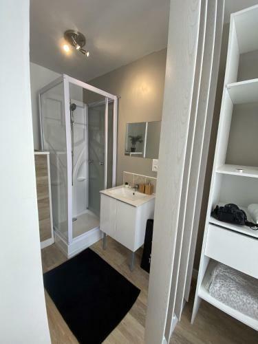 Apartamento Aimy's Rental Le Cosquer Cineville