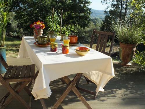 Bed & Breakfast Une Ronce Sous Le Figuier