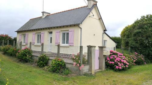 La Maison Aux Volets Roses