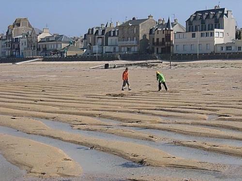 Johnson's House Les Pieds Dans L'eau