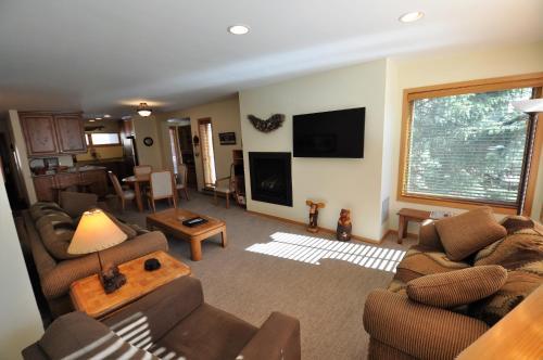 Hostal Sandstone Residences By Gore Creek Properties