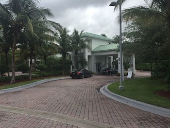 Hotel Provident Doral At The Blue