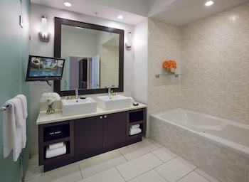 Hotel Provident Doral At The Blue